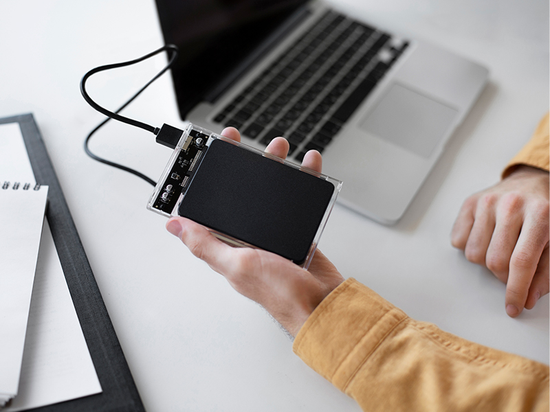 Поради щодо вибору надійного SSD для ноутбука