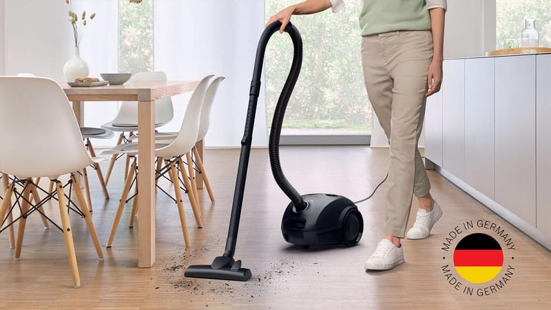 Пилосос Bosch BGBS2LB1