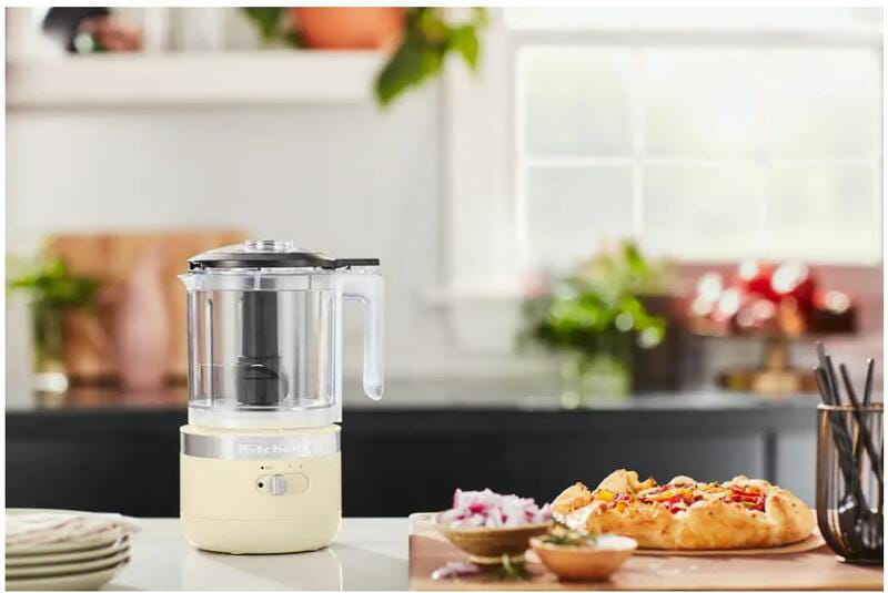 Кухонний мінікомбайн KitchenAid 5KFCB519EAC кремовий