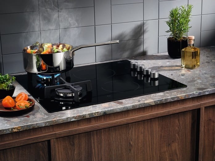 Варильна поверхня Electrolux EGE6172NOK