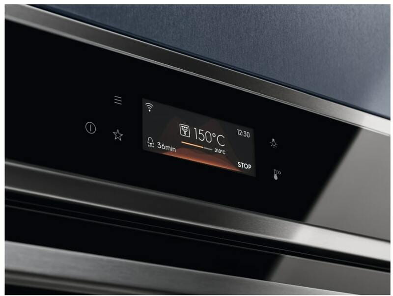 Духовой шкаф Electrolux EOE8P39WX