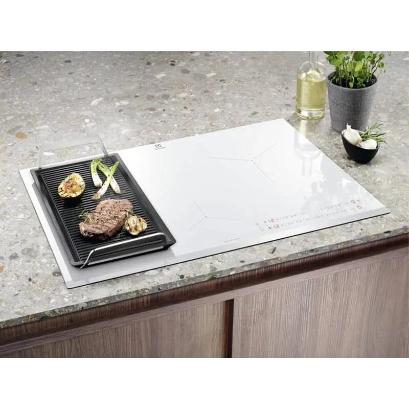 Варильна панель Electrolux EIV83443BW