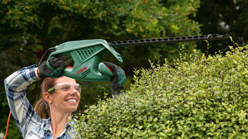 Кусторез Bosch EasyHedgeCut 55 (0.600.847.C02)