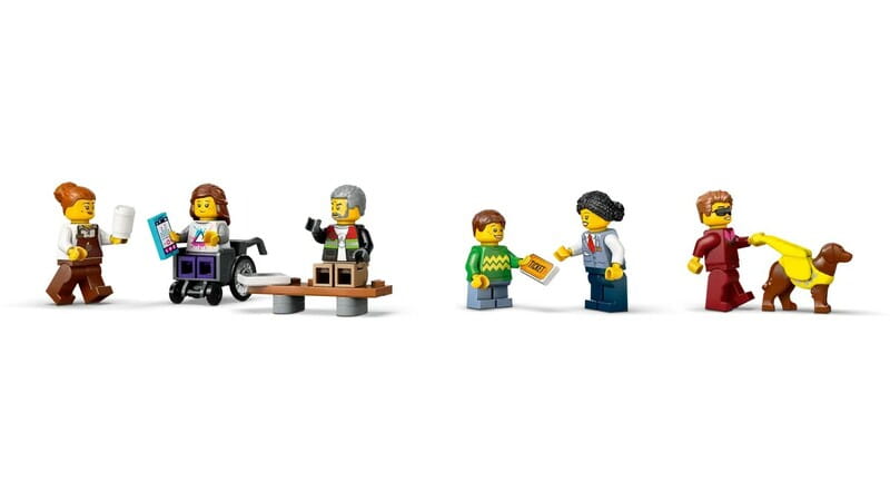 Конструктор LEGO Трамвай та вокзал у центрі міста (60423)