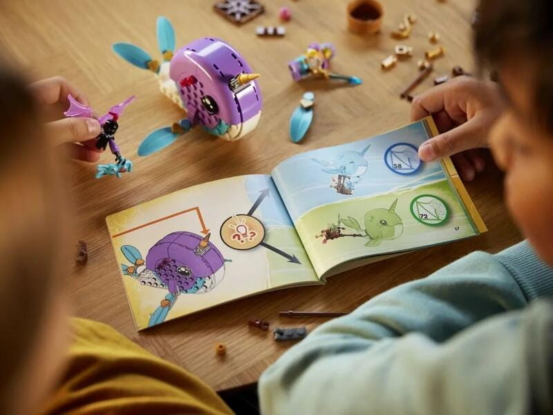 Конструктор LEGO DREAMZzz Повітряна куля Ізі «Нарвал» (71472)