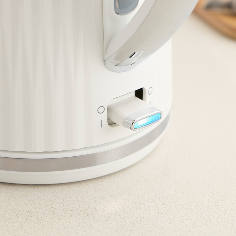 Электрочайник Russell Hobbs 27360-70 Eden