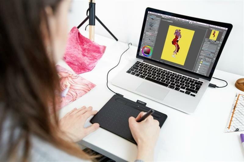 Графический планшет Wacom Intuos S Black (CTL-4100K-N)