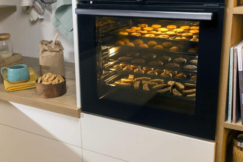 Вбудований комплект Варильна поверхня Gorenje GI6401BSC + Духова шафа Gorenje BOS6737E06BG