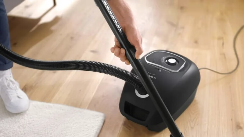 Пылесос Bosch BGB41BA1