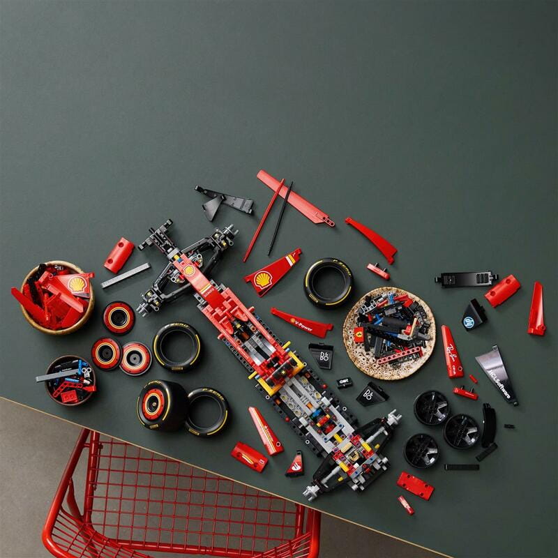 Конструктор LEGO Technic Автомобіль F1 Ferrari SF-24 (42207)