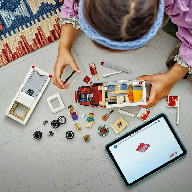 Конструктор LEGO City Приключенческий дом на колесах для отпуска (60454)