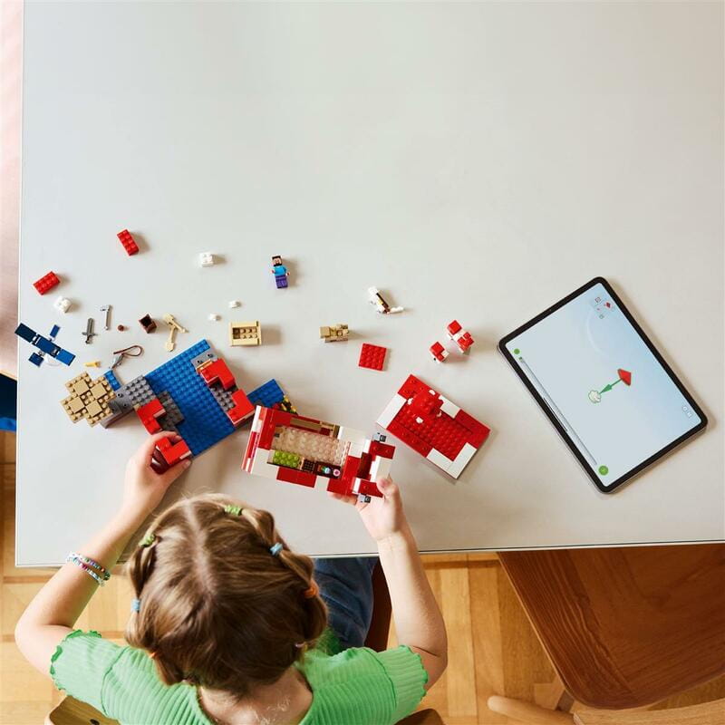 Конструктор LEGO Minecraft Грибний будинок (21270)