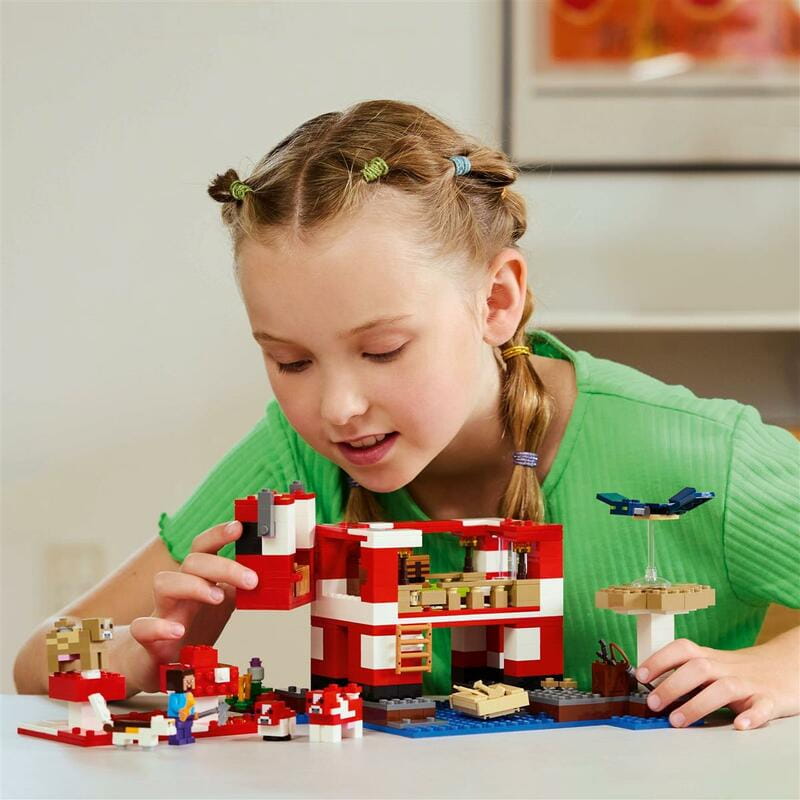 Конструктор LEGO Minecraft Грибний будинок (21270)