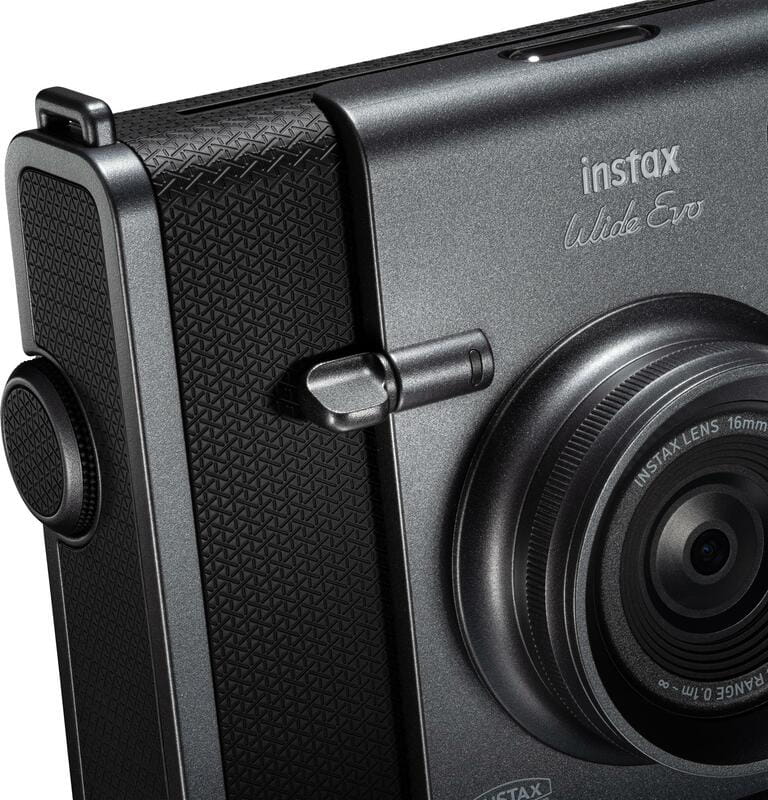 Камера моментальной печати Fujifilm Instax Wide Evo Black (16840933)