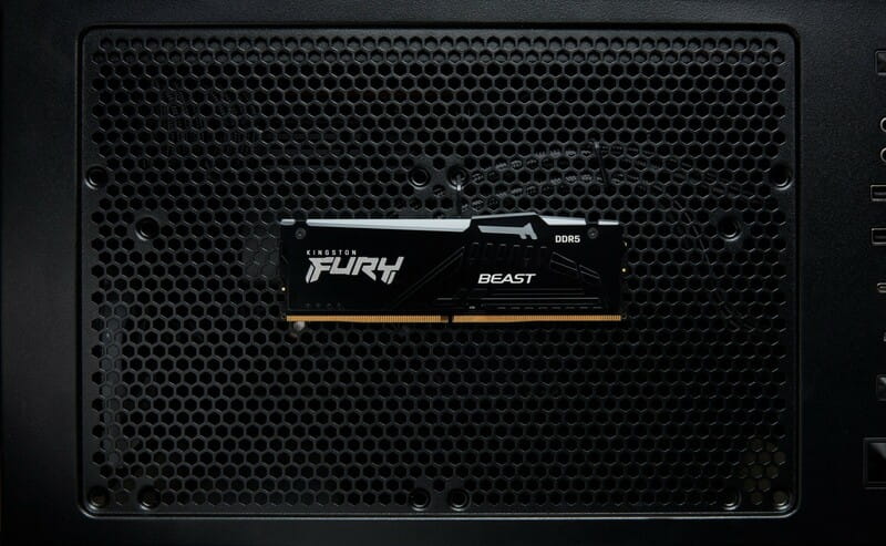 Модуль памяти DDR5 32GB/5600 Kingston Fury Beast RGB Black (KF556C36BBE2A-32)