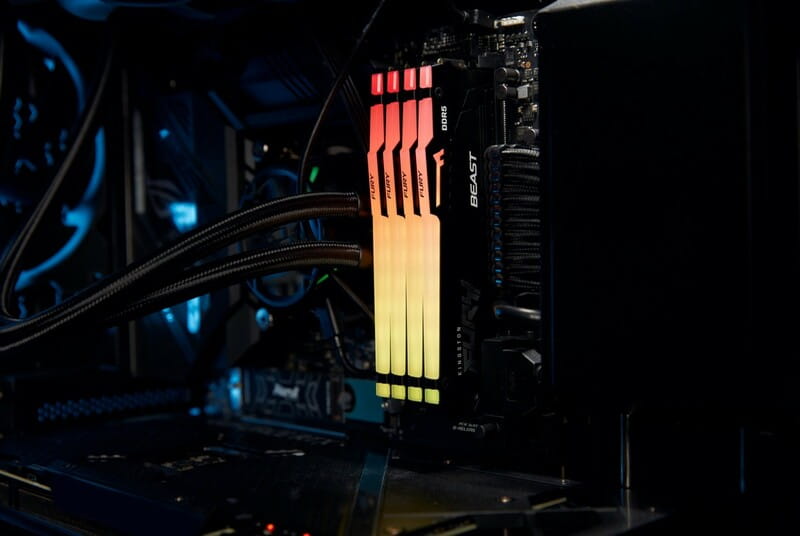Модуль памяти DDR5 32GB/5600 Kingston Fury Beast RGB Black (KF556C36BBE2A-32)