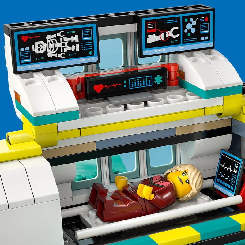 Конструктор LEGO City Самолет скорой медицинской помощи (60465)