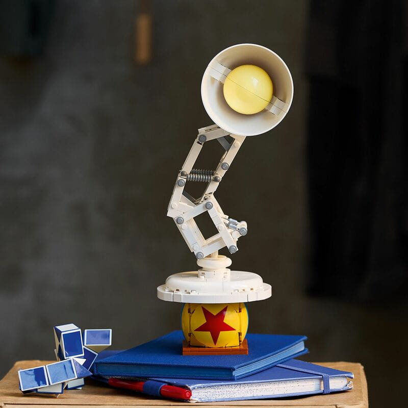 Конструктор LEGO Ideas Disney Pixar Luxo Jr. (21357)