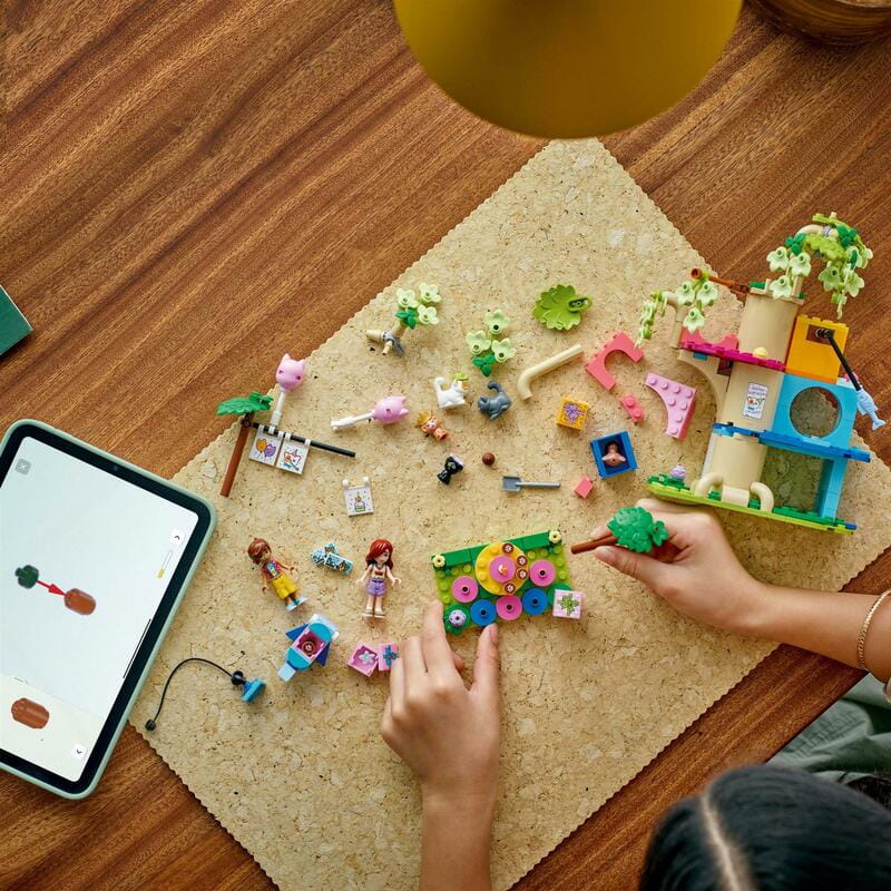 Конструктор LEGO Friends День рождения кота и дом на дереве (42666)