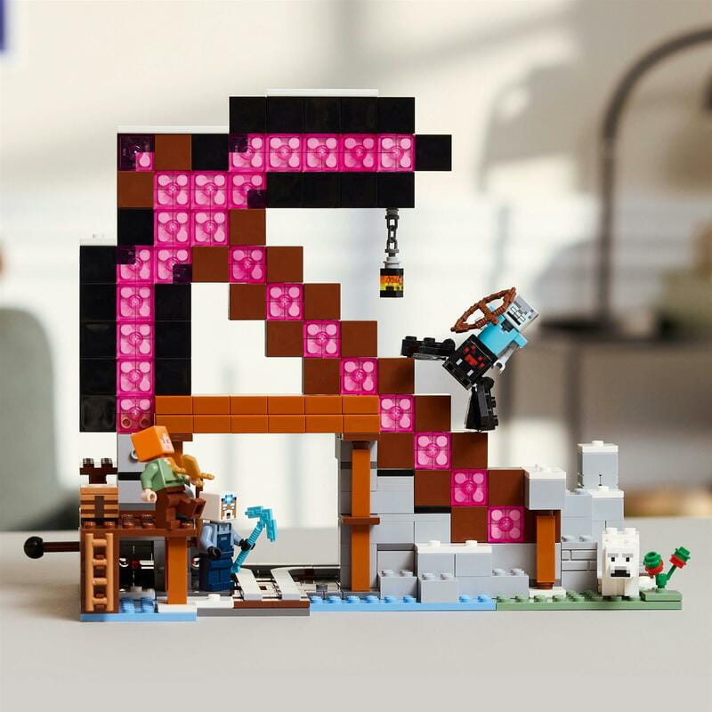 Конструктор LEGO Minecraft Шахта «Кайло» (21277)