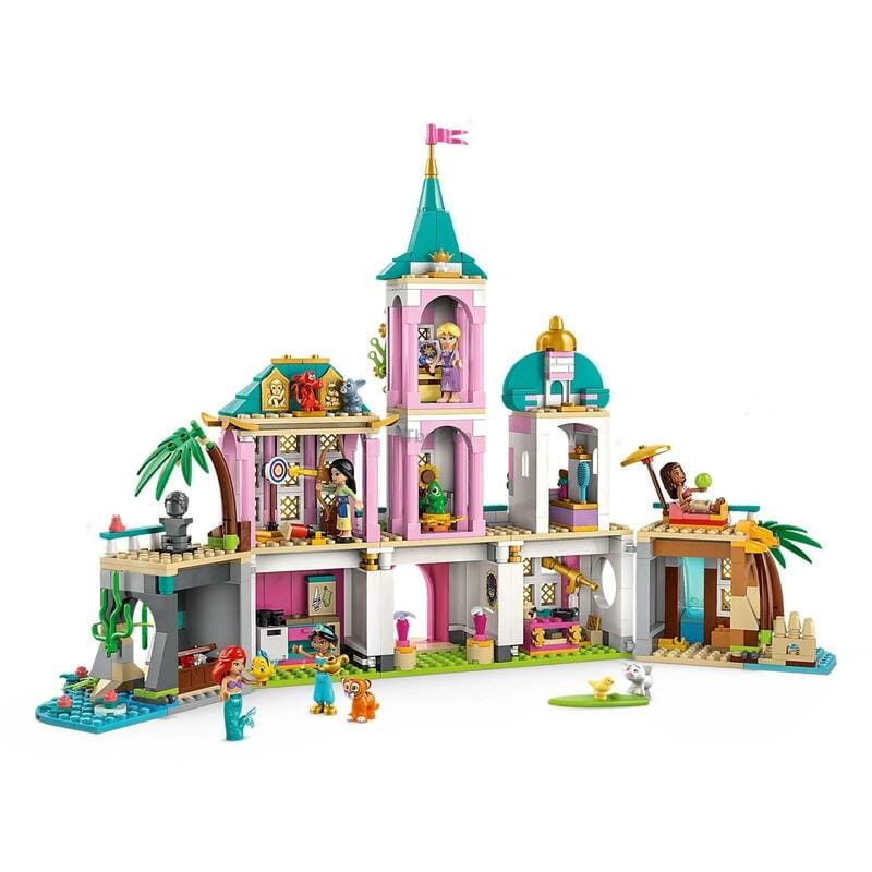 Конструктор LEGO Disney Princess Замок принцессы и королевские любимцы (43267)