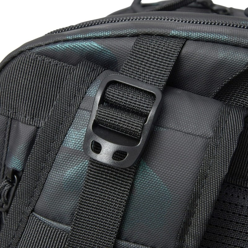 Рюкзак Rivacase Sherwood 7663 32 л Navy Camo