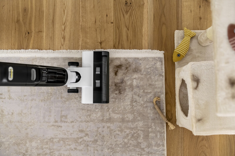 Аккумуляторный моющий пылесос Karcher FCV 3 (1.056-122.0)