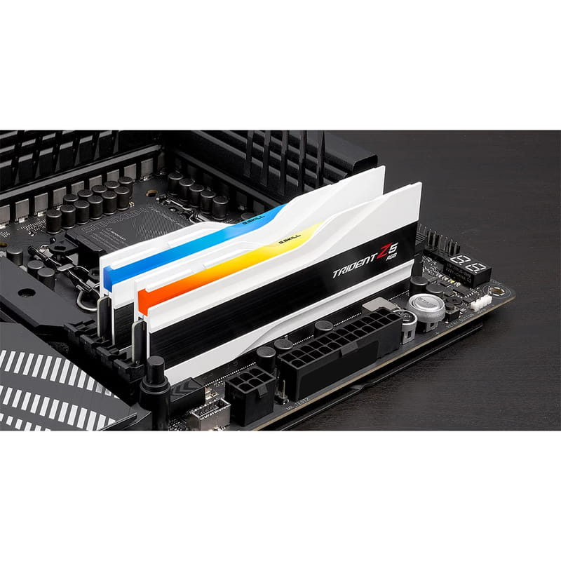 Модуль пам`ятi DDR5 2x16GB/7200 G.Skill Trident Z5 RGB White (F5-7200J3445G16GX2-TZ5RW)