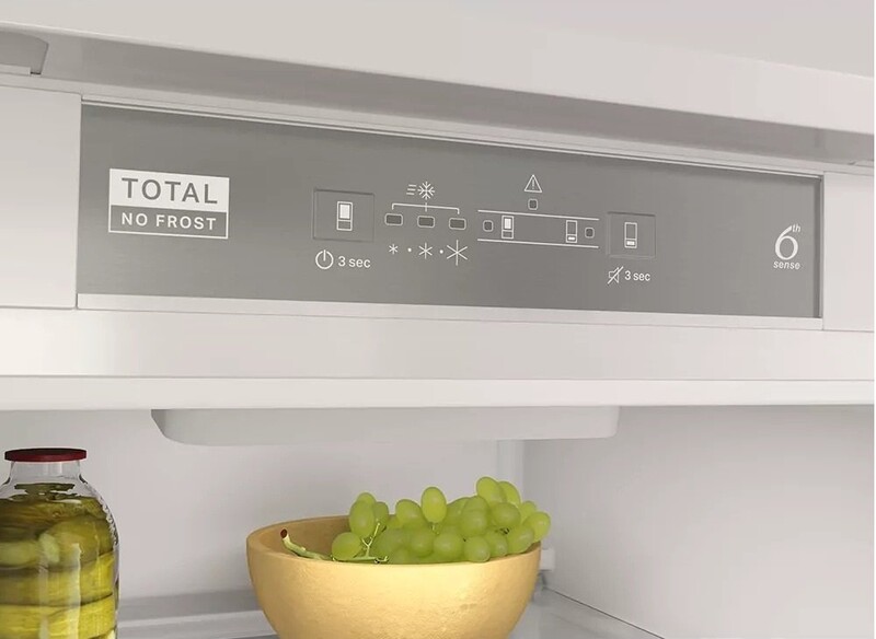 Встраиваемый холодильник Whirlpool WHC18T311