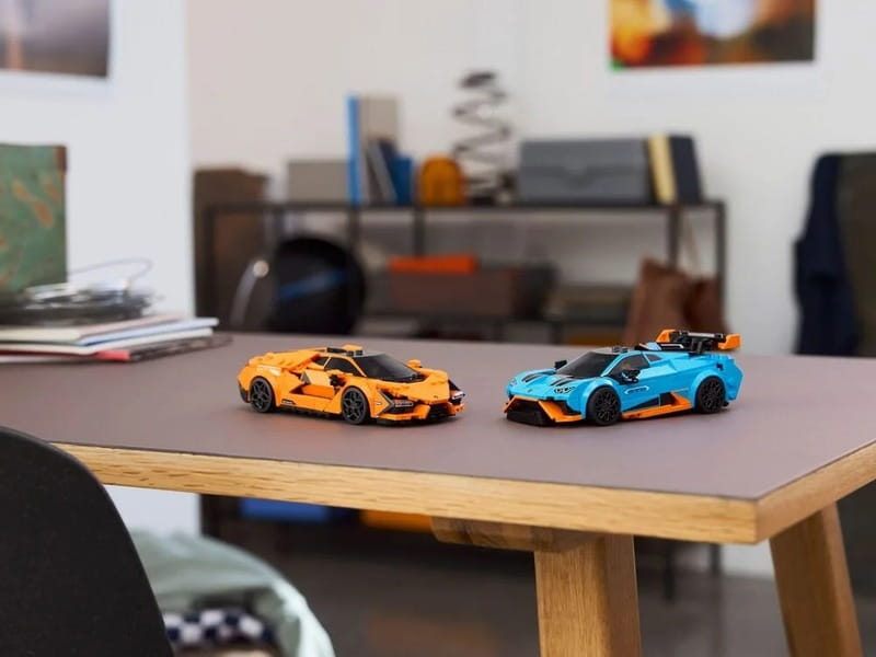 Конструктор LEGO Speed Champions Lamborghini Revuelto та Huracan STO (77238)