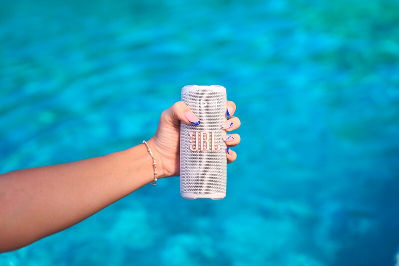 Акустична система JBL Grip White (JBLGRIPWHT)