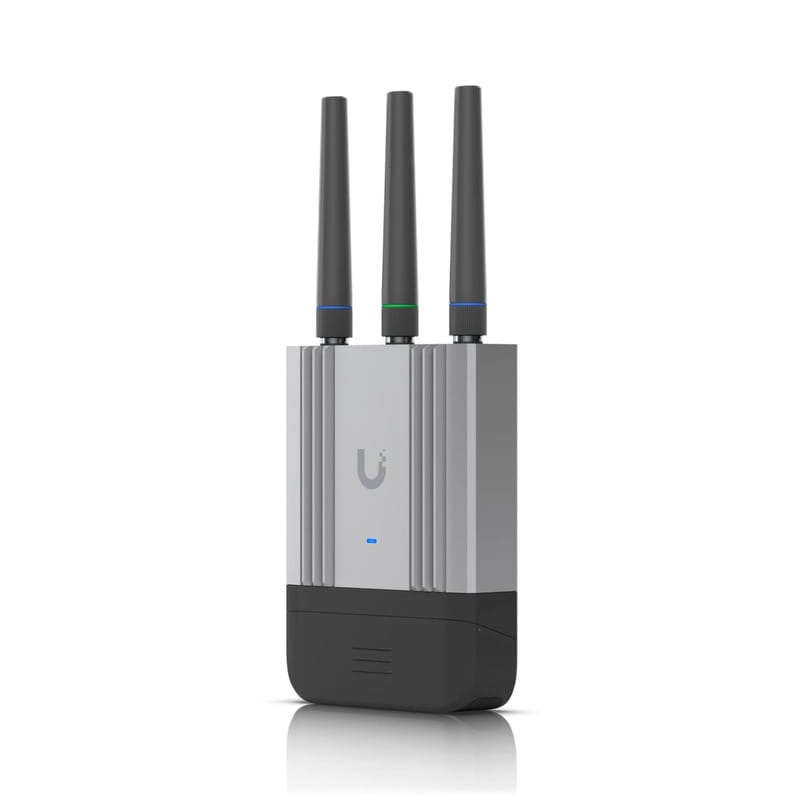 Беспроводной маршрутизатор Ubiquiti Mobile Router Industrial (UMR-industrial)