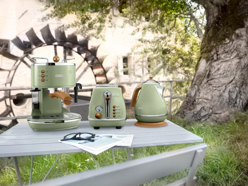 Електрочайник Delonghi KBOV 2001.GR