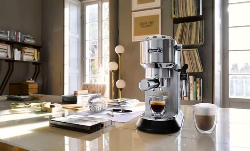 Кавоварка рожкова Delonghi EC 685 M Dedica