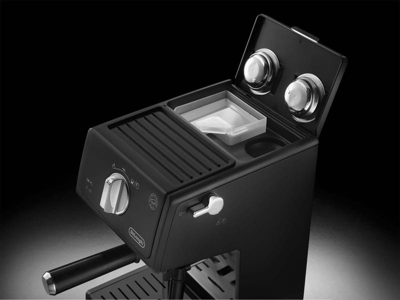 Кофеварка рожковая Delonghi ECP 31.21.BK
