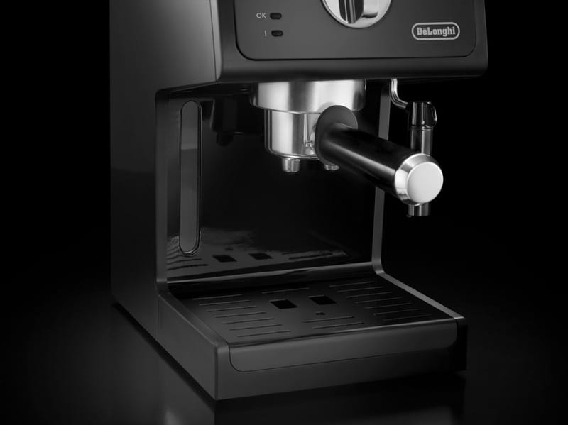 Кофеварка рожковая Delonghi ECP 31.21.BK