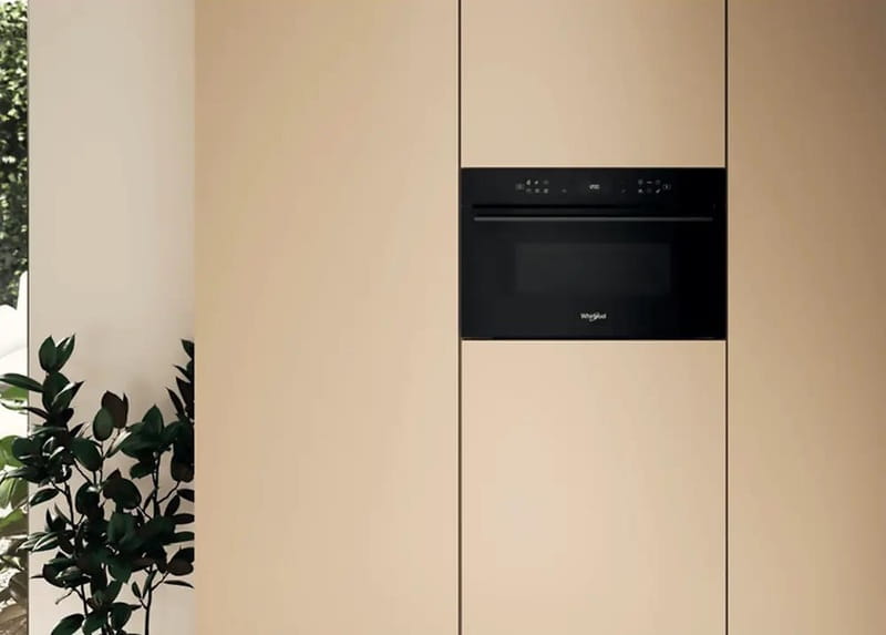 Встраиваемая микроволновая печь Whirlpool WMD7O4TB