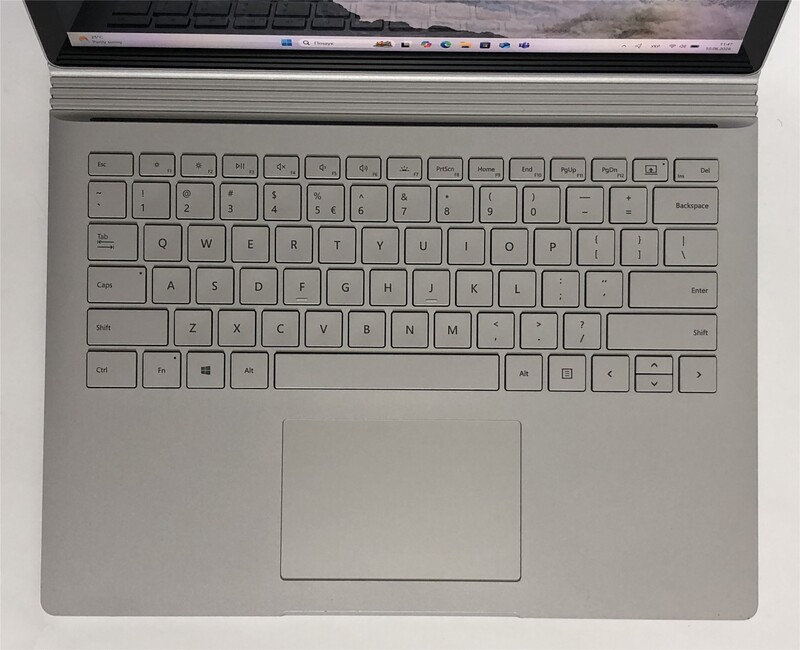 Ноутбук Microsoft Surface Book 2 1769 / 13.5" (3000x2000) IPS Touch / i7-8650U / 8GB / 512GB SSD / nVidia GTX 1050 2GB / Win11Pro / Backlight - Б/у