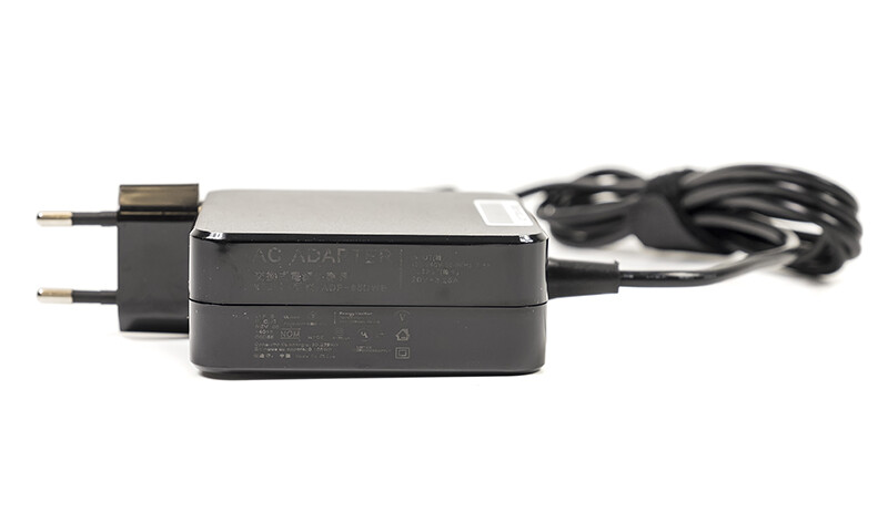 Блок питания PowerPlant для ноутбука IBM/Lenovo 220V, 20V 65W 3.25A, Special, wall mount (WM-IB65HUSB)