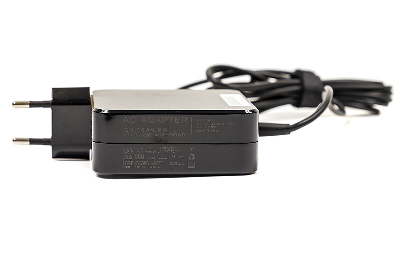 Блок живлення PowerPlant для ноутбука IBM/Lenovo 220V, 20V 65W 3.25A, 5.5х2.5мм, wall mount (WM-IB65H5525)