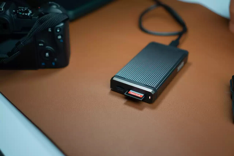 Карта памяти SDXC 256GB UHS-II U3 R180/W130MB/s SanDisk UHS-I U3 V30 Extreme Plus (SDSDXWV-256G-GNCIN)