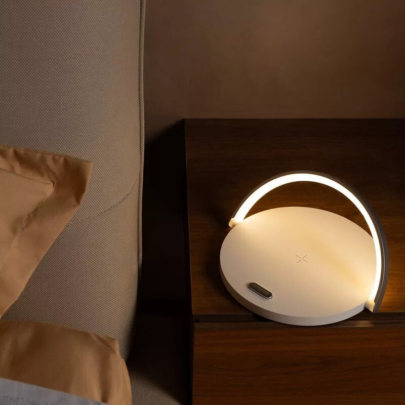 Нічник із бездротовою зарядкою Proove Light Bridge White (PLLB05102002)