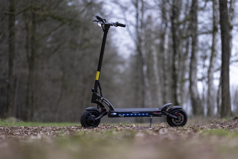 Електросамокат Kaabo Mantis 10 Plus