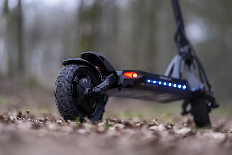 Електросамокат Kaabo Mantis 10 Plus
