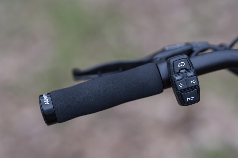 Електросамокат Kaabo Mantis 10 Plus