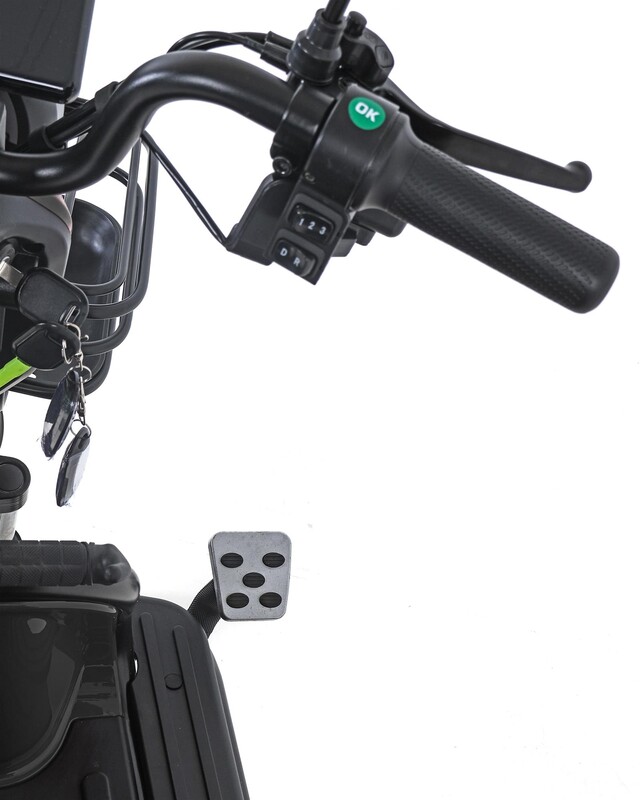 Електроскутер Maxxter Ant Black