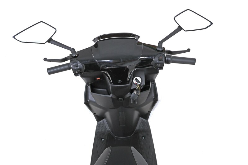 Електроскутер Maxxter Neon White