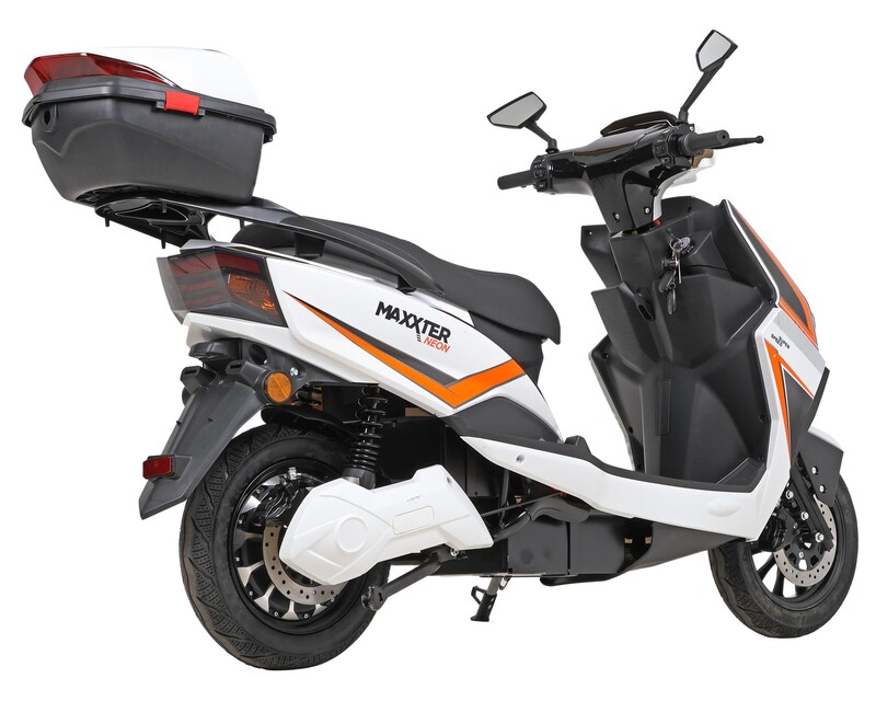 Електроскутер Maxxter Neon White