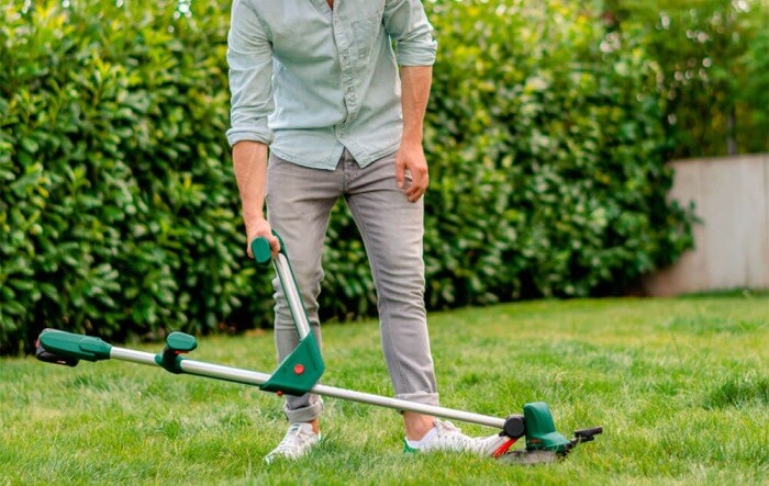 Триммер Bosch UniversalGrassCut 18V-26 без АКБ и ЗУ (0.600.8C1.D04)