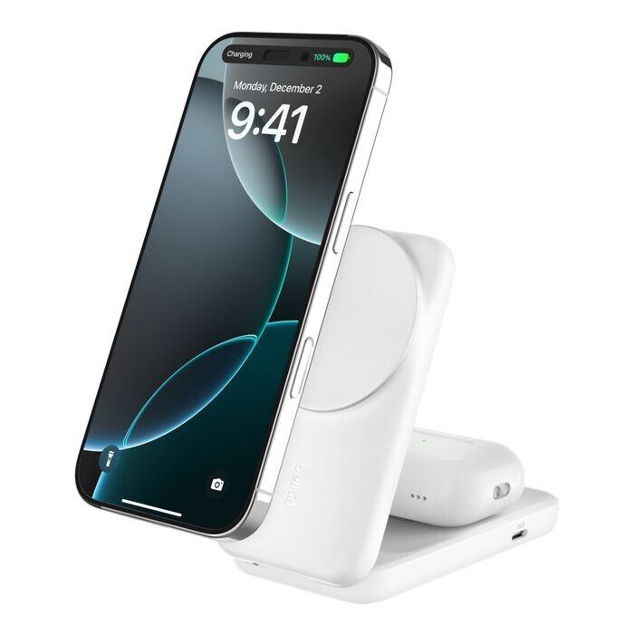 Бездротовий зарядний пристрій Belkin UltraCharge 2-in-1 Foldable Magnetic Charger with Qi2 25W White (WIZ039KQWH)